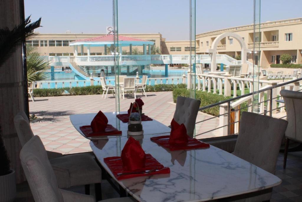 Al Salam Grand Hotel Ель-Бураймі Екстер'єр фото